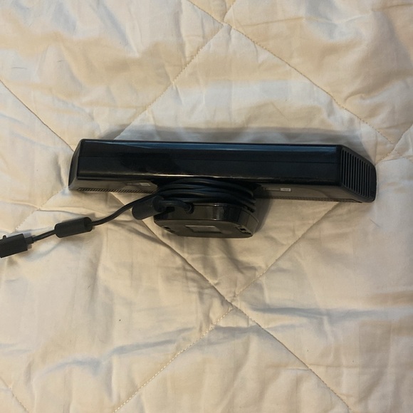 Xbox 360 Kinect camera - Picture 2 of 2